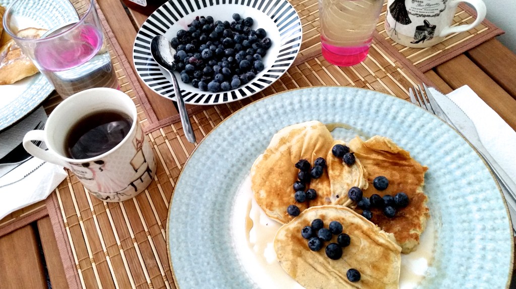 Vegan banana pancakes are the best way to start a Saturday (or any day, really). Give me all the pancakes!