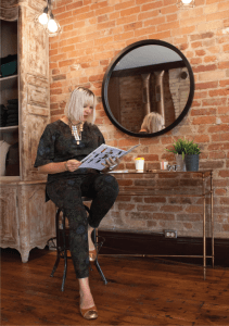 Michelle Germain is the founder and “Fashion Fanatic” behind Shopgirls. Via https://www.shopgirls.ca.