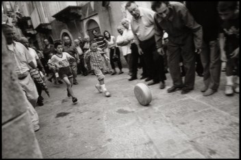 Cheese rolling in Silicy